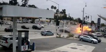 جانب من حادث السيارة في لوس أنجلوس