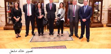 السفير البريطاني وأعضاء من المجموعة البرلمانية المصرية البريطانية