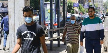مصر تبدأ التعايش التدريجي مع فيروس كورونا