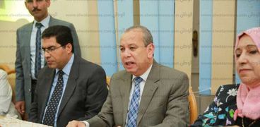 محافظ كفر الشيخ خلال لقاءه المجلس القومى للمراة
