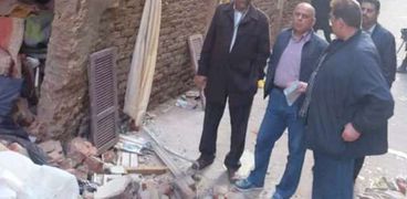 نائب محافظ القاهرة: لجنة هندسية توصى بهدم عقارى الزاوية المتضررين من تسرب غاز