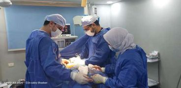 عملية جراحية بمستشفى مطروح العام