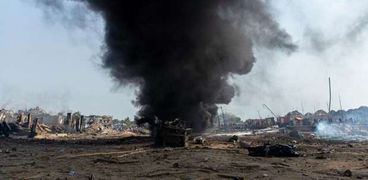 الدخان يتصاعد من موقع انفجار غانا