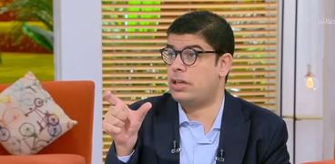 الكاتب الصحفي لطفي سالمان رئيس قطاع الأخبار في جريدة الوطن