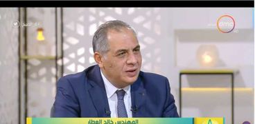 الدكتور خالد العطار