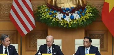 لقاء بين الرئيس الأمريكي ورئيس الوزراء الفيتنامي