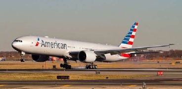 شركة طيران أمريكية تمنع عائلة من ركوب الطائرة بسبب رائحتهم