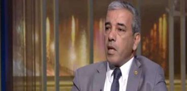الدكتور عباس شراقي .. أستاذ الجيولوجيا والموارد المائية بجامعة القاهرة