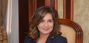 السفيرة نبيلة مكرم .. وزيرة الهجرة وشؤون المصريين في الخارج