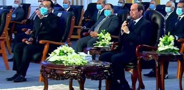 الرئيس عبد الفتاح السيسي خلال حضوره افتتاحات المدن الإسكانية الجديدة ظهر السبت