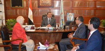 وزير القوى العاملة مع سفير مصر بلبنان