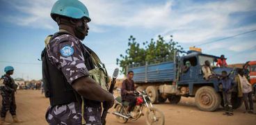 أحد عناصر بعثة  الأمم المتحدة المتكاملة المتعددة الأبعاد لتحقيق الاستقرار في مالي «مينوسما»
