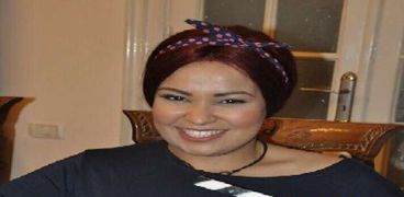 بالصور| نجمة مسرح مصر طالبة ثانوية عامة في أول بطولاتها السنمائية "ويزو سكول"