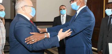 إستقبال الدكتور محمد عثمان الخشت رئيس جامعة القاهرة سفير السودان بالقاهرة