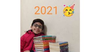 حمزة تامر أصغر عضو فى نوادي القراءة المخصصة للكبار