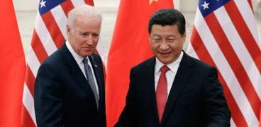 الرئيس الأمريكي بايدن ونظيره الصيني شي جين بينج