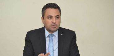 الدكتور أحمد الكتامى مدير الخط الساخن بصندوق مكافحة وعلاج الإدمان