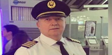 الكابتن وليد مراد، قائد طائرة مصر للطيران