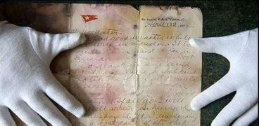 رسالة مؤثرة عمرها 105 أعوام كتبها أغنى ضحايا كارثة تايتانيك