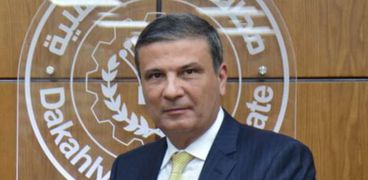 عادل فاروق رئيس مجلس إدارة البنك الزراعي المصري