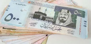 الريال السعودي في الأسواق