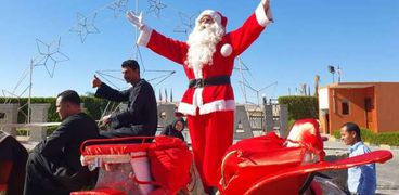 بابا نويل في مرسى علم