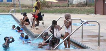 طرد أطفال مسلمين من حمام سباحة أمريكي