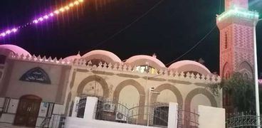 مسجد بالبحر الأحمر