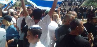 رفع علم إسرائيل داخل المسجد الأقصى