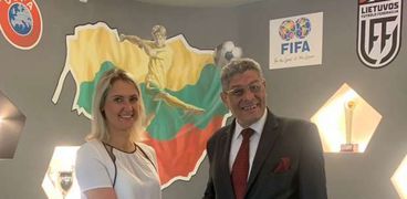 باسم حلقة يلتقي سكرتيرعام اتحاد لتوانيا لكرة القدم لبحث التعاون الرياض
