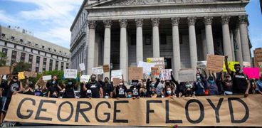 المظاهرات تجتاح عدة مدن أميركية احتجاجا على مقتل فلويد