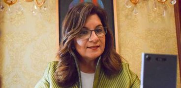 عبر إنستجرام.. وزيرة الهجرة تستعرض جهود لجنة إعادة المصريين العالقين