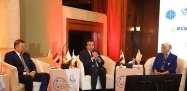 خالد عبد الغفار  خلال المؤتمر الدولي الخامس لعلاج الأورام