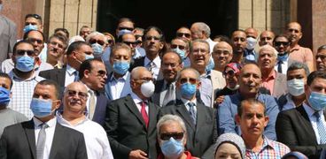 قيادات حزب الوفد أمام ضريح سعد زغلول