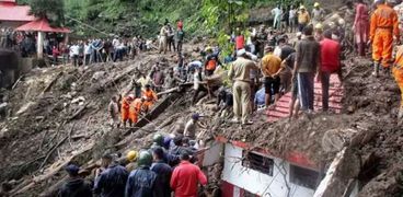 آثار الدمار الناجمة عن الأمطار الغزيرة في الهند