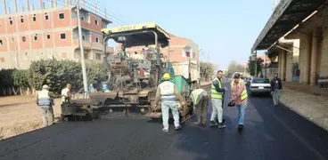 رصف الطرق في مدينة منوف