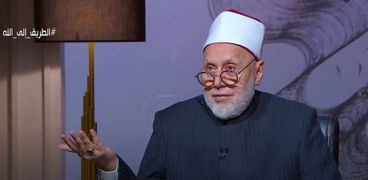 الدكتور محمد مهنا، أستاذ الشريعة الإسلامية
