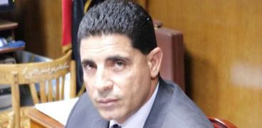 تيسير عبدالفتاح رئيس مدينة الجيزة