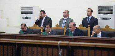 هيئة المحكمة برئاسة المستشار شبيب الضمراني