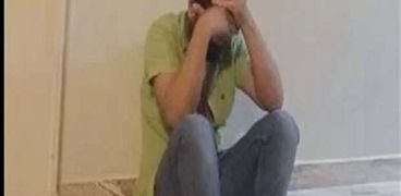 مدرس الكيمياء المتهم بالتحرش بطالبة في منطقة حدائق الأهرام