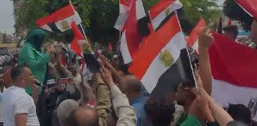 احتشاد المواطنين بالاسماعيلية دعمًا لموقف مصر