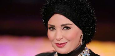 الفنانة صابرين