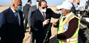 الرئيس عبدالفتاح السيسي يتفقد مشروعات على هامش أسبوع الصعيد