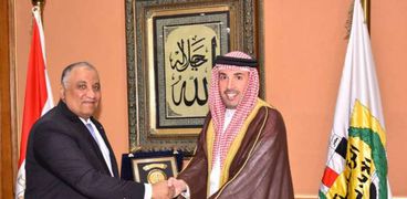 رئيس الرقابة الادارية يستقبل سفير البحرين
