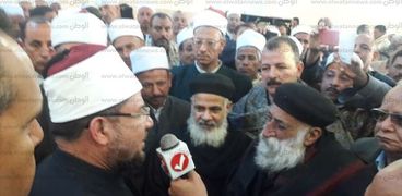 قساوسة قرية التحريري يشاركون وزير الأوقاف افتتاح المسجد الكبير بسوهاج