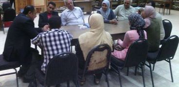 شعراء نادي الأدب يجتمعون قصر ثقافة برج العرب غرب الإسكندرية