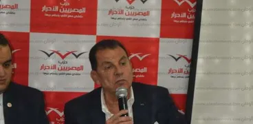 حاتم باشات نائب حزب المصريين الأحرار
