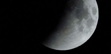 صلاة خسوف القمر 2022 أوضحتها دار الإفتاء - أرشيفية