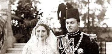 الملك فاروق وزوجته الملكة فريدة