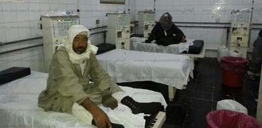 إضراب مرضى الغسيل الكلوي بمستشفى أبو المطامير لنقص الكبسولات